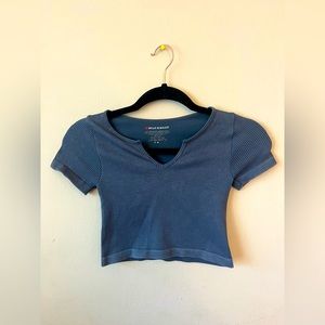 Blue cropped T-shirt size small